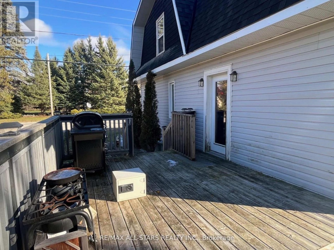 211 BURNT RIVER ROAD, Kawartha Lakes (Somerville)