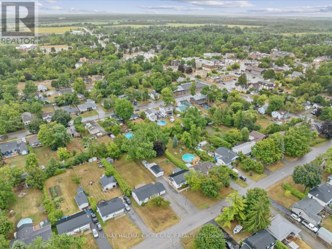 276 CHURCH STREET, Lake Simcoe