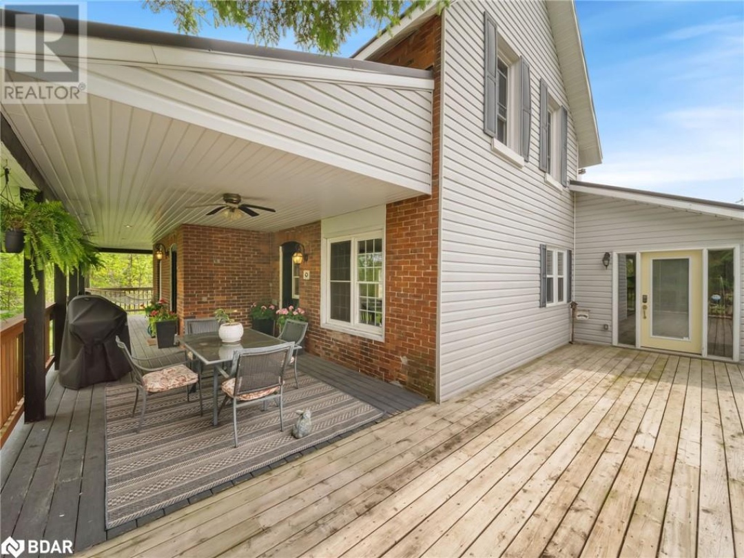 3062 TOWNLINE RR5 Line, 