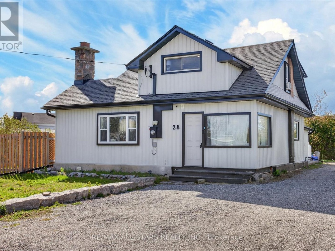 28 PRINCE STREET W, Kawartha Lakes (Bobcaygeon)