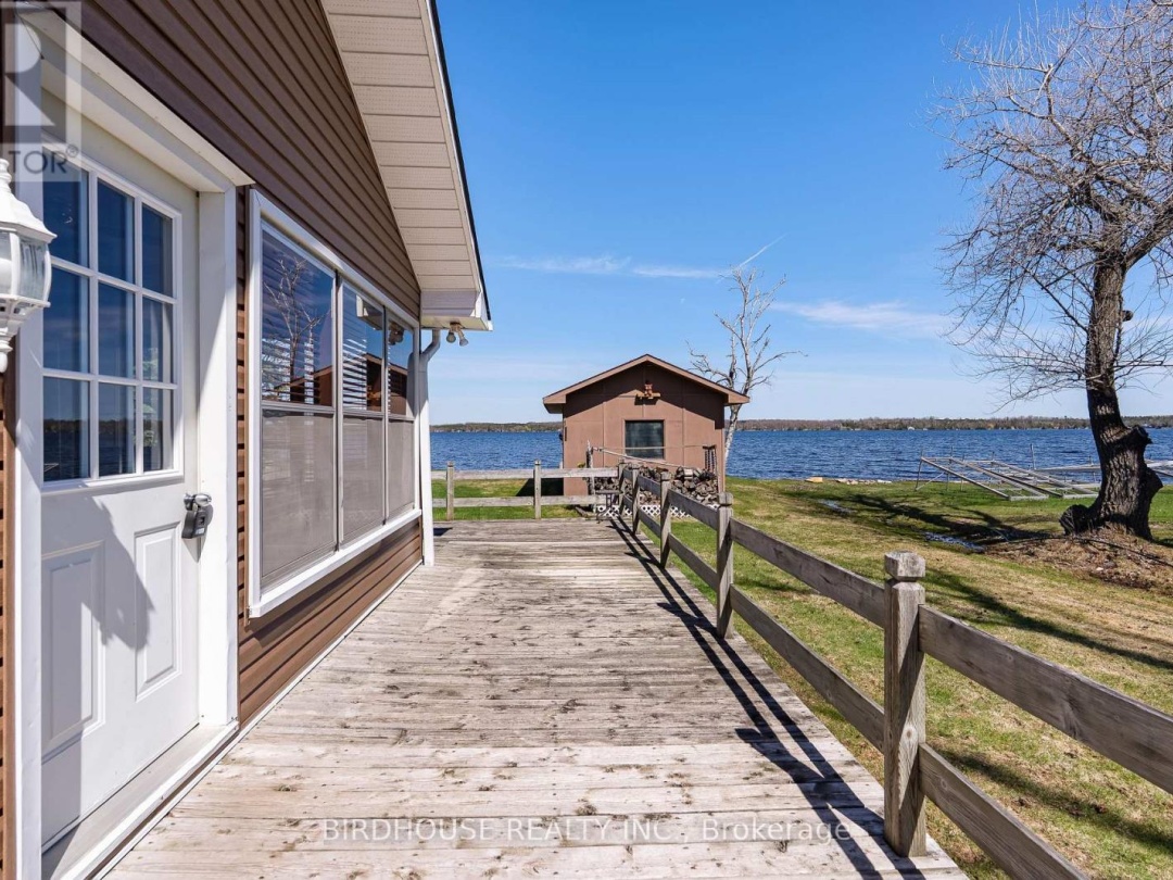 24 GILLIS STREET, Sturgeon Lake