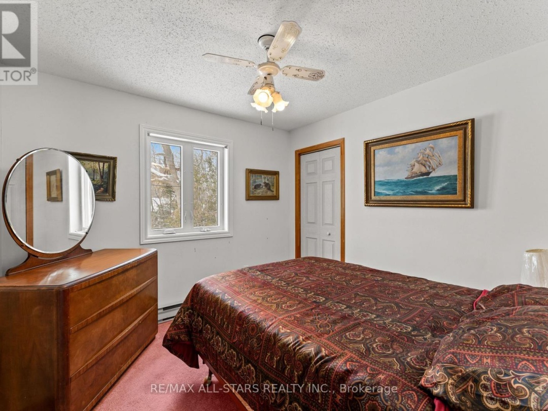 1 BEATRICE DRIVE, Sturgeon Lake