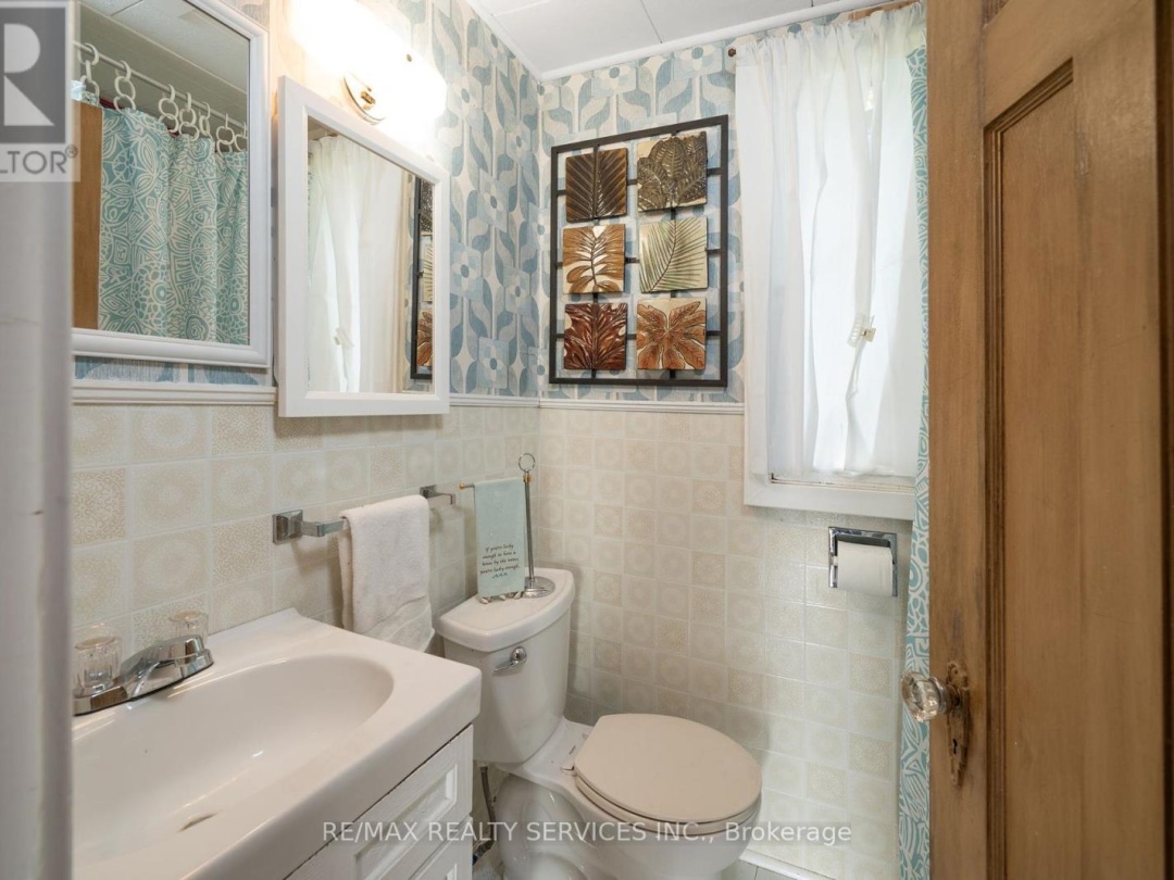 103 IVY LANE, Lake Simcoe
