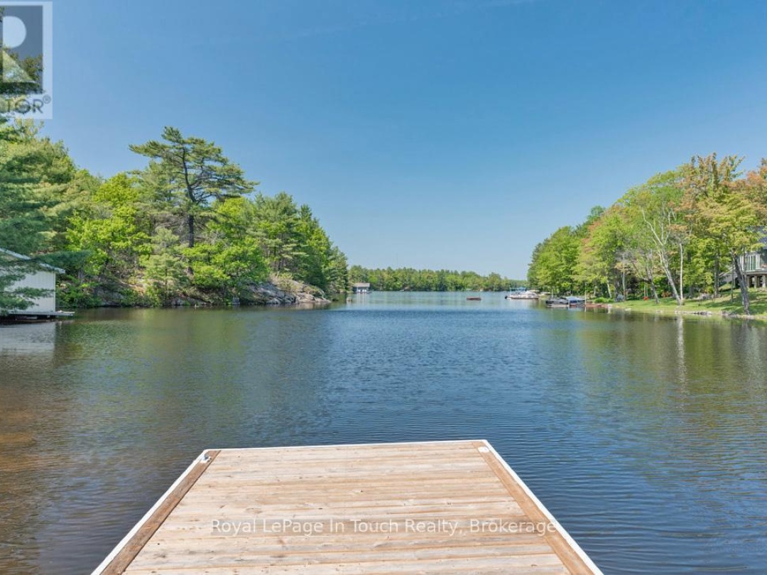 285 CROOKED BAY ROAD, Georgian Bay (Baxter)