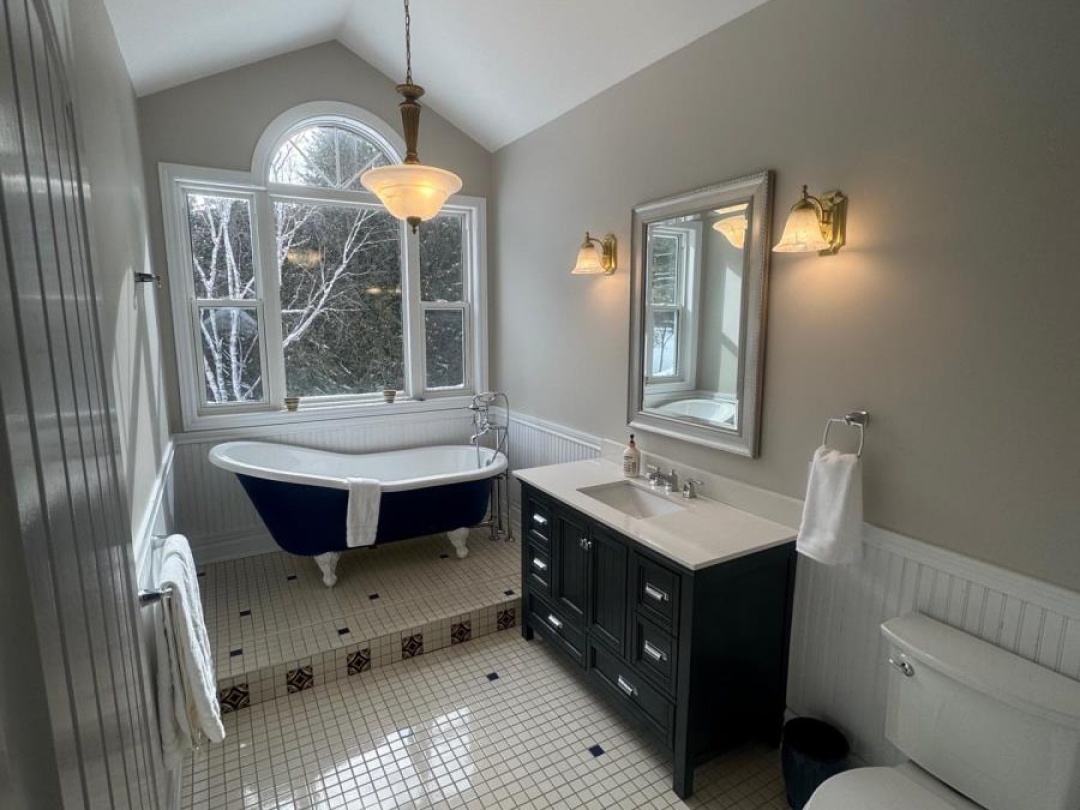 169 DUTCH LINE ROAD W, Shadow Lake