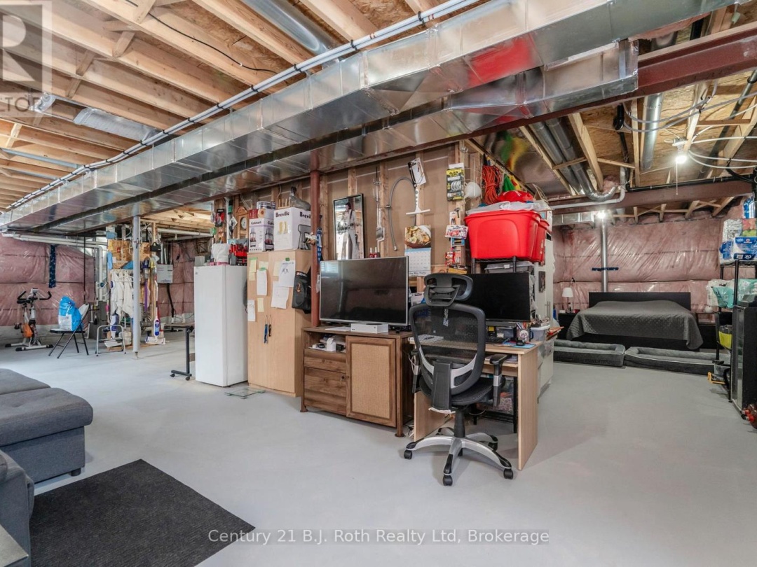 54 RALPH DALTON BOULEVARD, Tay (Victoria Harbour)