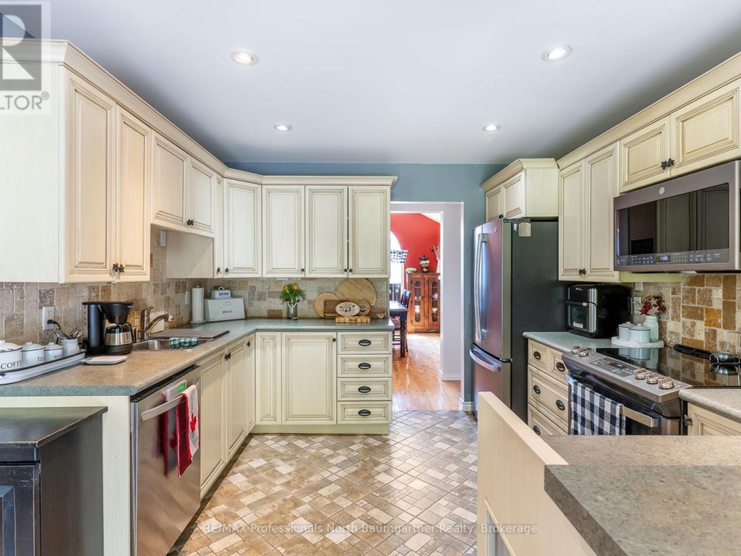 1091 KOSHLONG LAKE ROAD, 