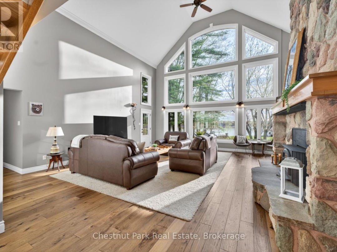 3547 LAUDERDALE POINT CRESCENT, Sparrow Lake