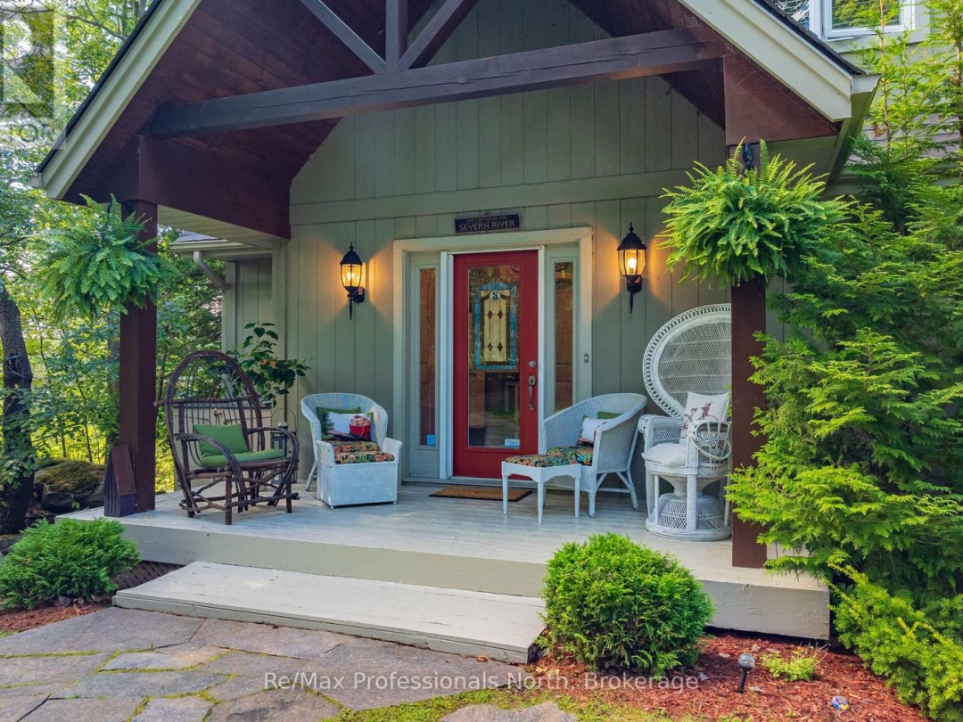 1005 LAIDLAW AVENUE, Severn River