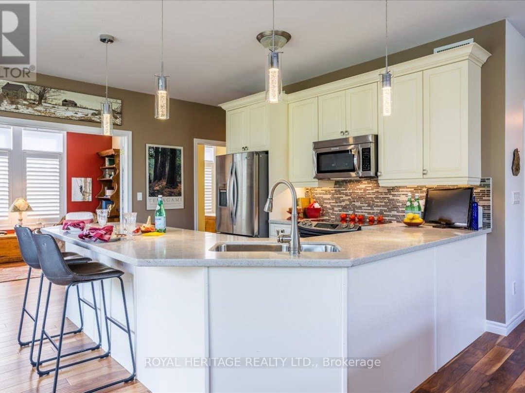 111 - 29 LAKEWOOD CRESCENT, Pigeon Lake