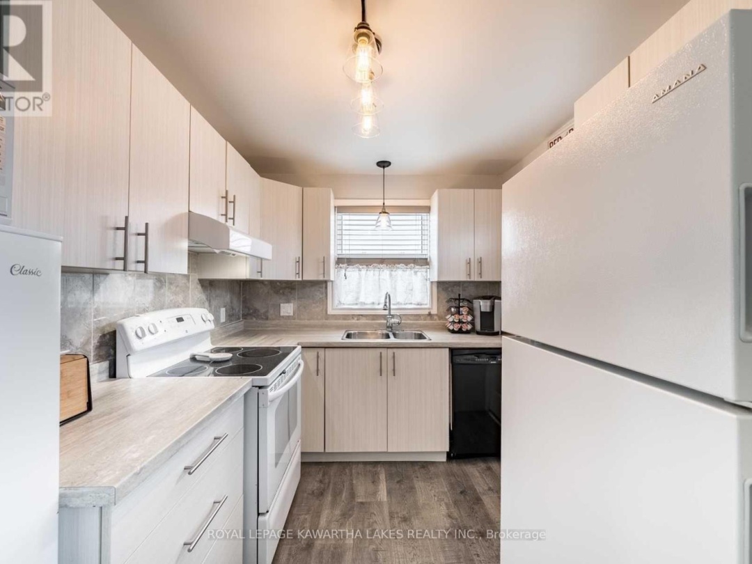 813 COUNTY ROAD 121 ROAD, Kawartha Lakes (Fenelon)