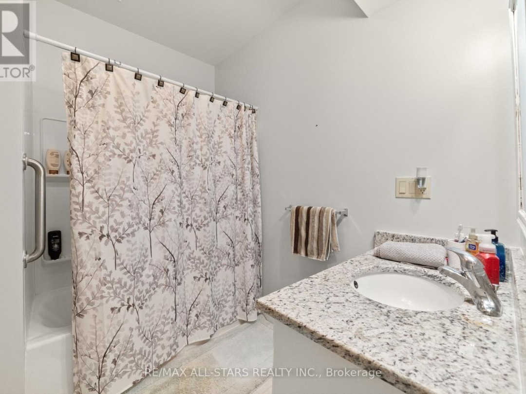 18 BLYTHE SHORE ROAD, Kawartha Lakes (Verulam)
