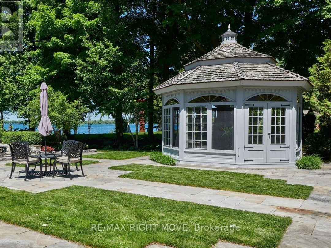 153 Creighton Street S, Lake Simcoe