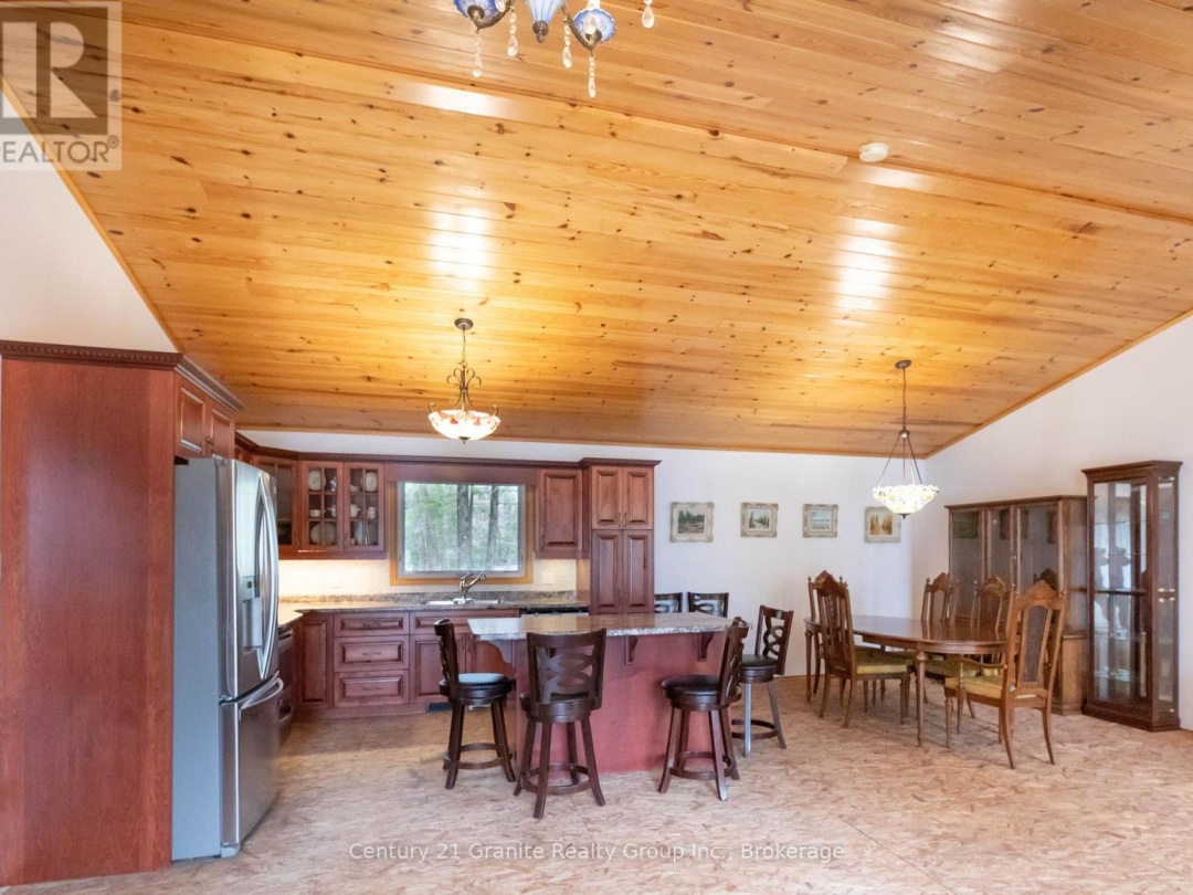 2011 WATTS ROAD, Little Kennisis Lake