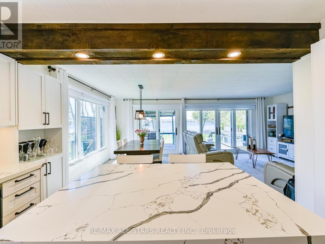 53 MEACHIN DRIVE, Sturgeon Lake