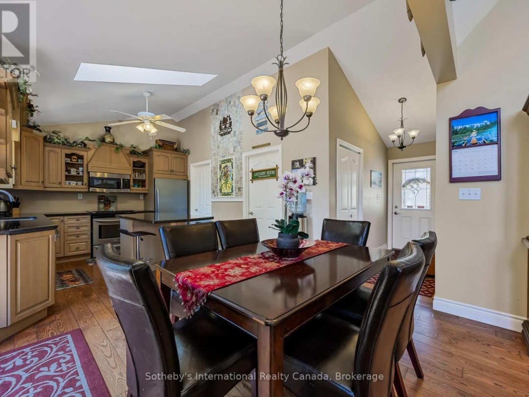 9 PAULS BAY ROAD, Harris Lake