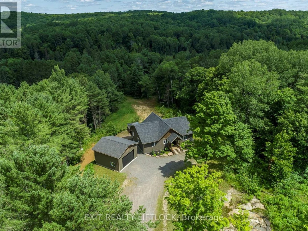 388 Bobcaygeon Road, Minden Hills