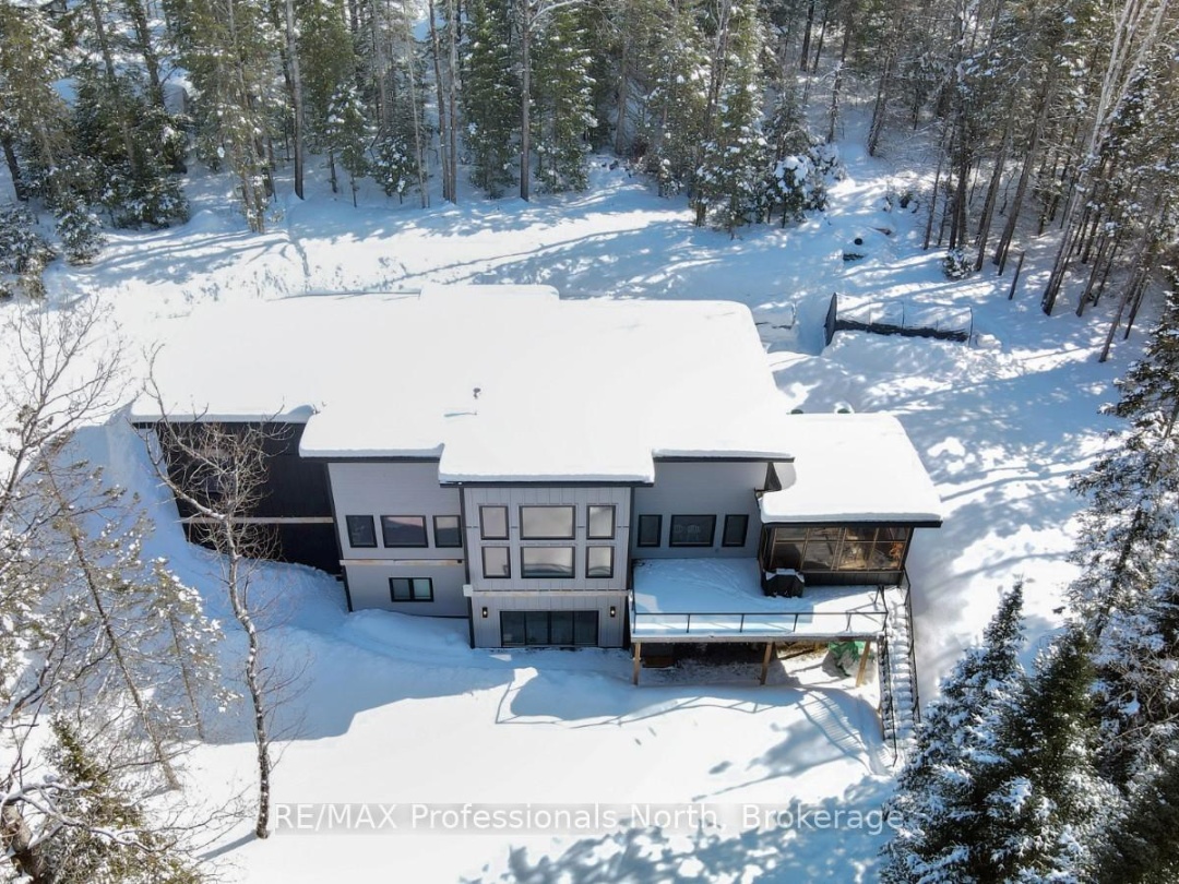 1086 STOTHART CREEK ROAD, Dysart et al (Dysart)
