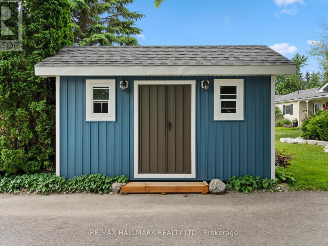 13 PINETREE COURT, 