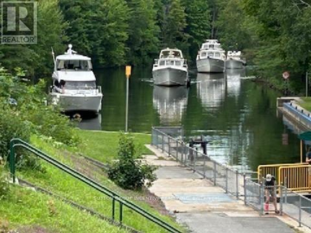 4600 TRENT TRAIL, Severn River