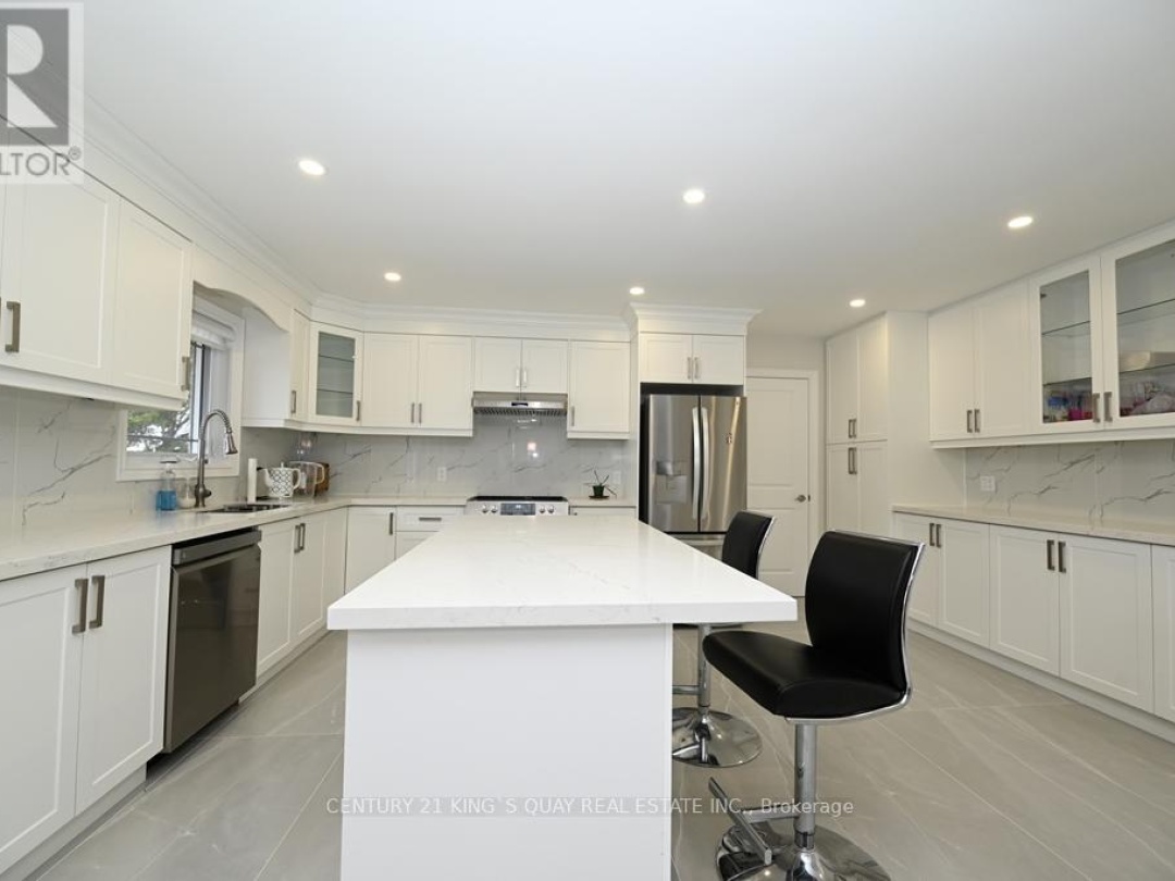 88 BAYSHORE DRIVE, Lake Simcoe