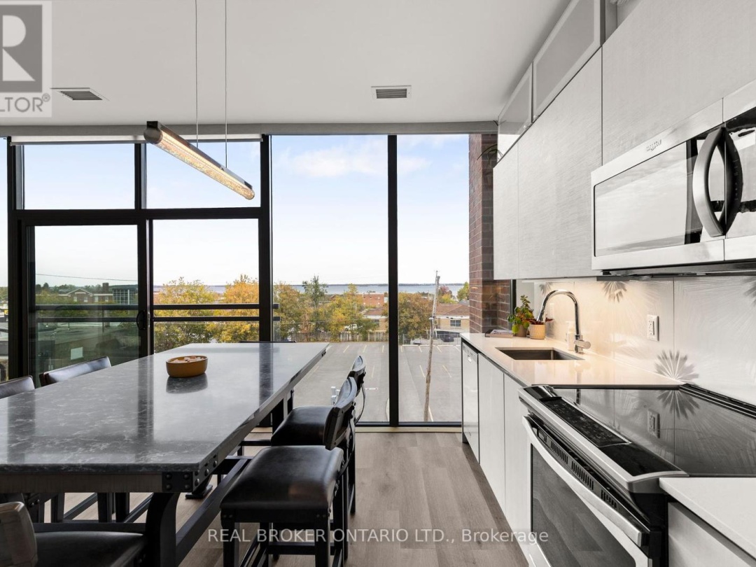 321 - 21 MATCHEDASH STREET S, 