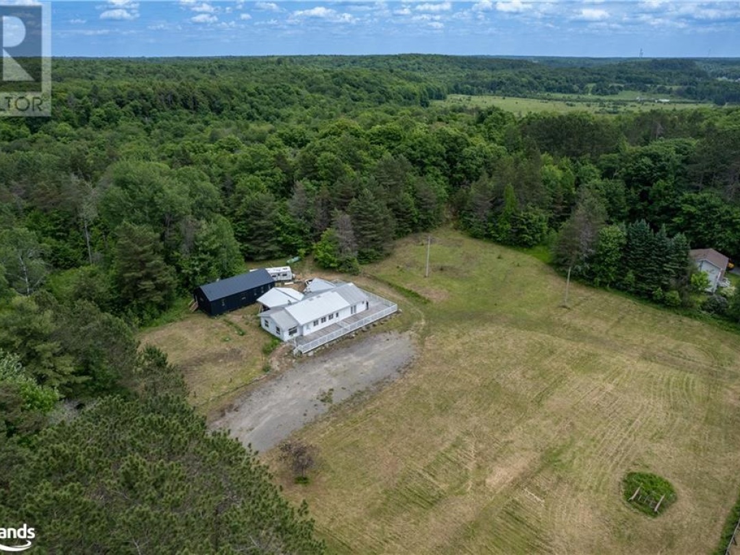 2186 Highway 141, Utterson