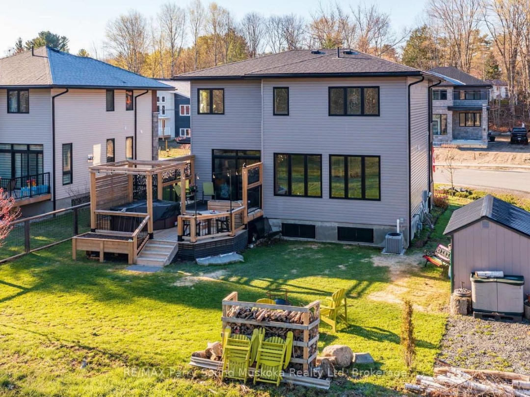 44 DENNIS DRIVE, Parry Sound