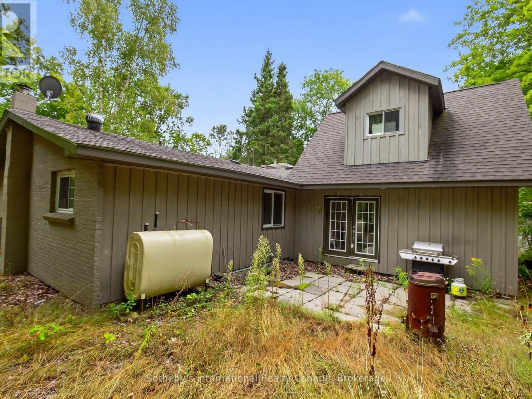 1132 LIMBERLOST ROAD, 