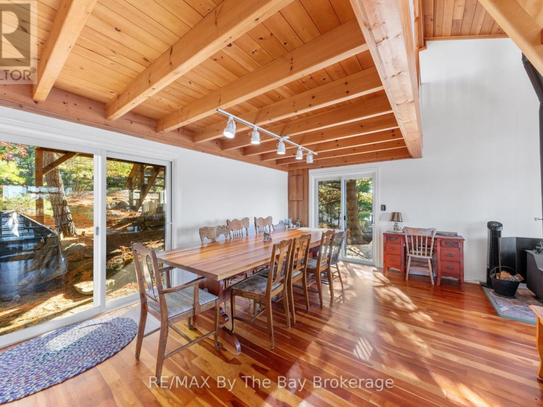 2 ISLAND 2890, Georgian Bay
