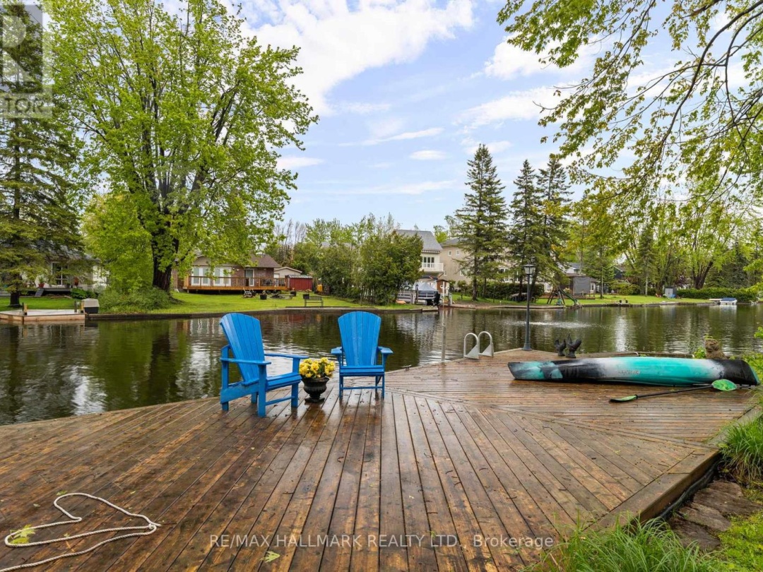 95 LAKE AVENUE, Lake Simcoe