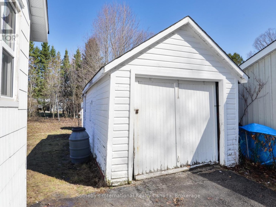 530 PINEDALE ROAD, Gravenhurst (Muskoka (S))