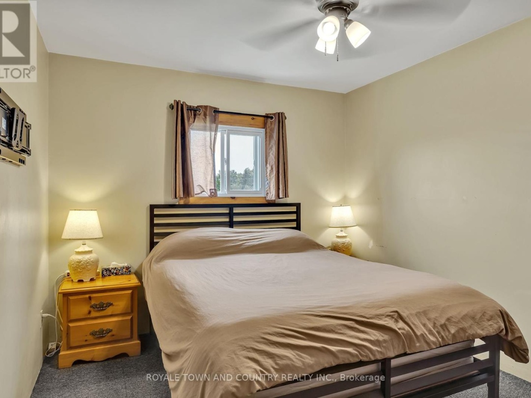 1042 TWEED DRIVE, 