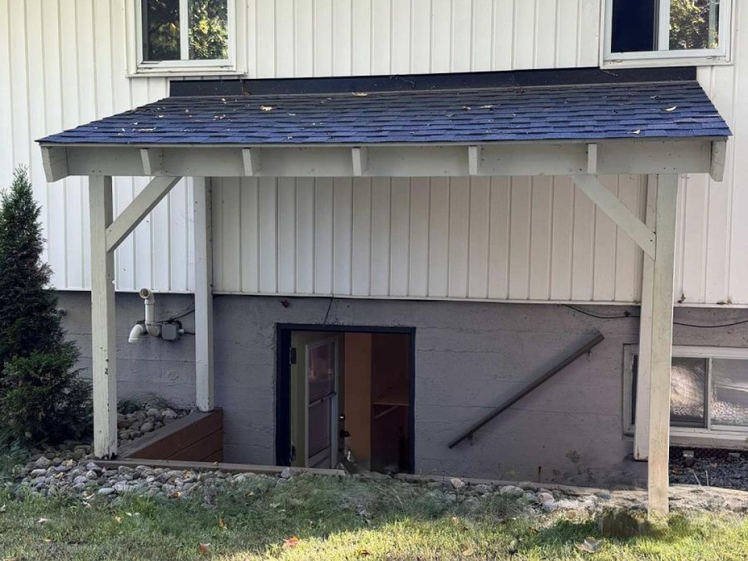 196 MAIN STREET W, Huntsville (Chaffey)