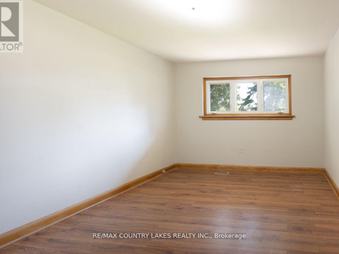 895 HIGHWAY 7 ROAD, Kawartha Lakes (Oakwood)