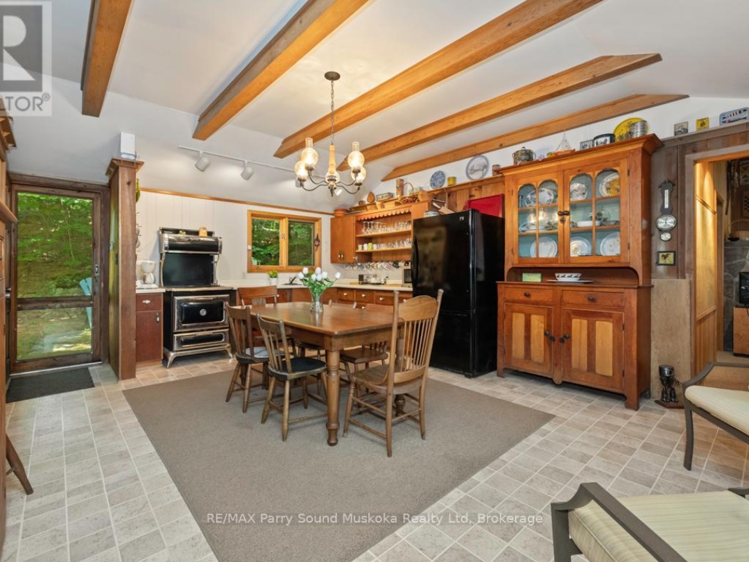 20 PRIOR LANE, Otter Lake