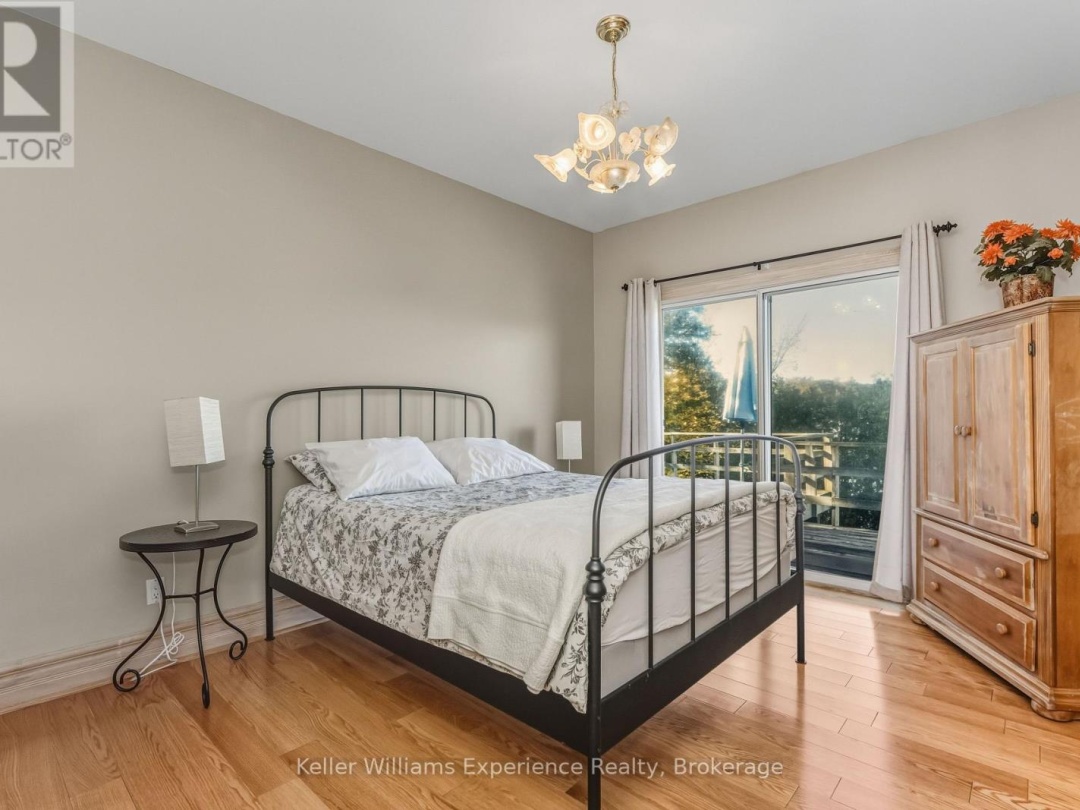 804 KINGS FARM ROAD, Gloucester Pool