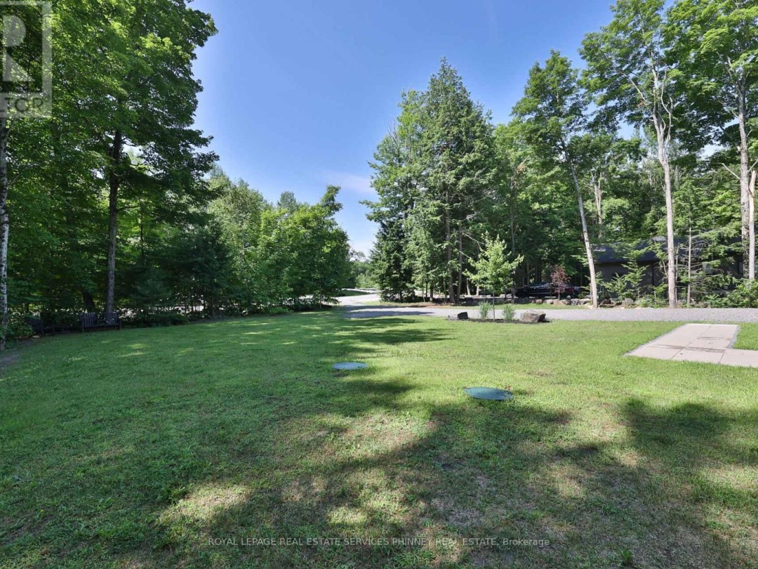 1068 XAVIER STREET, Gravenhurst (Morrison)