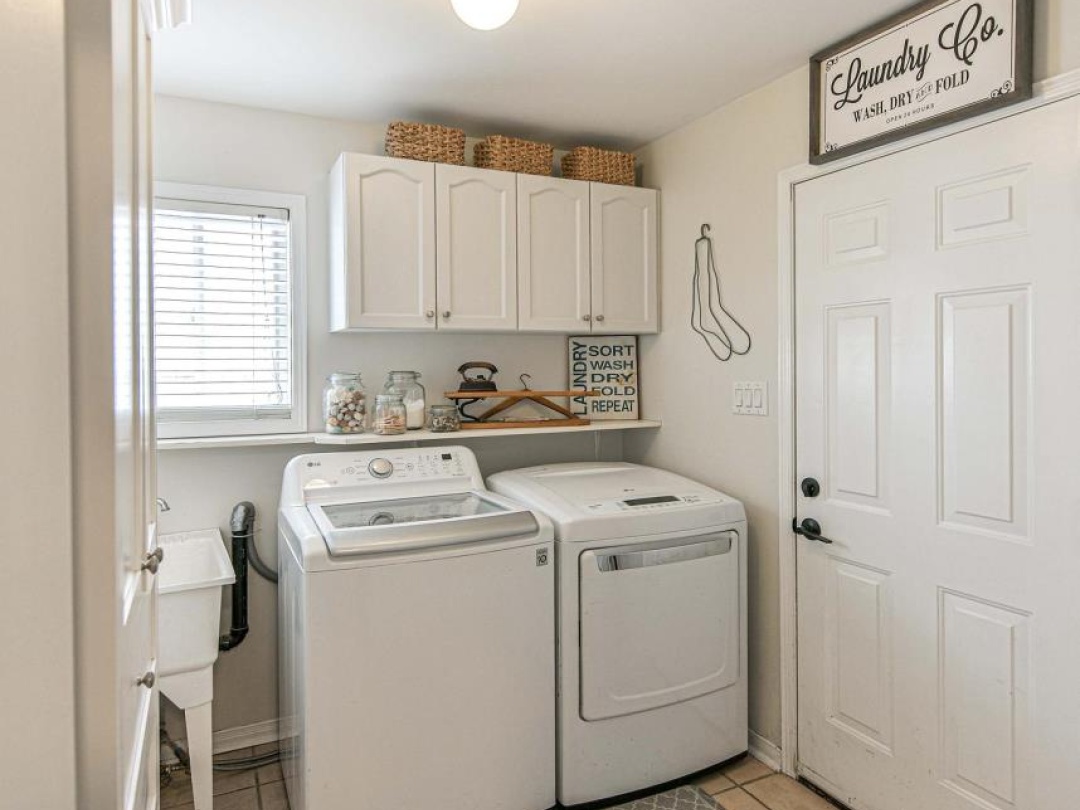 3188 BASS LAKE SIDE ROAD E, Orillia