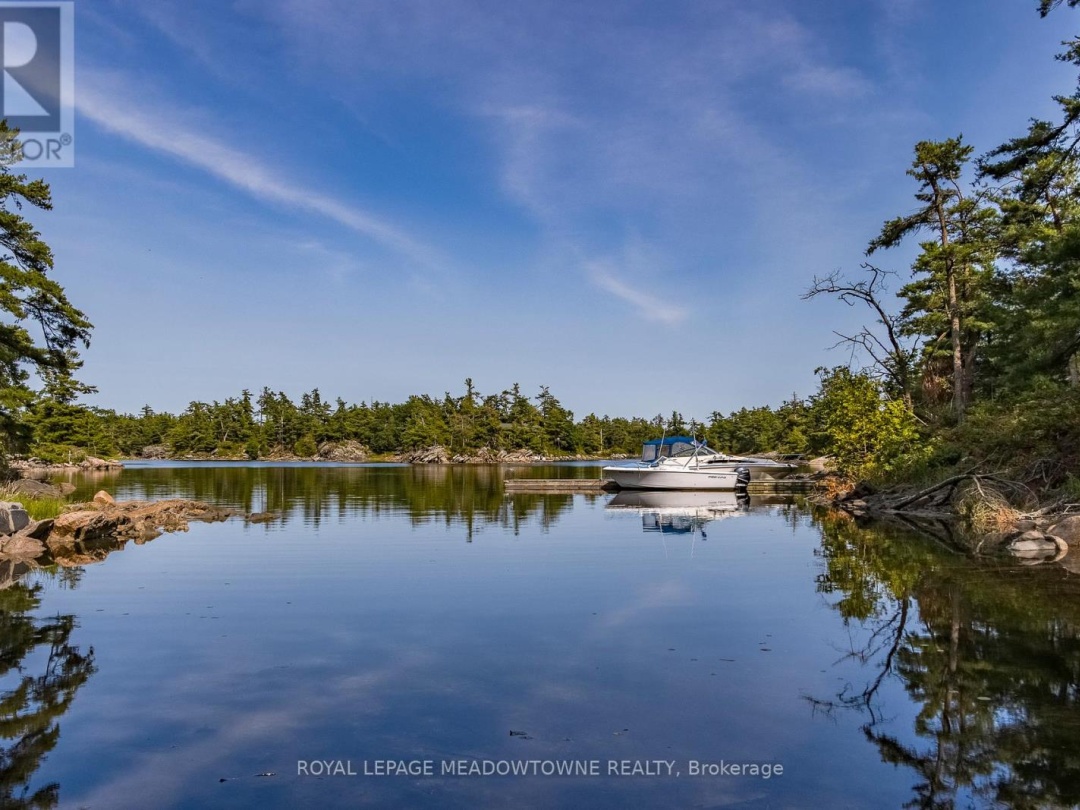 1 GB466 ISLAND AKA TOWER ISLAND, Georgian Bay