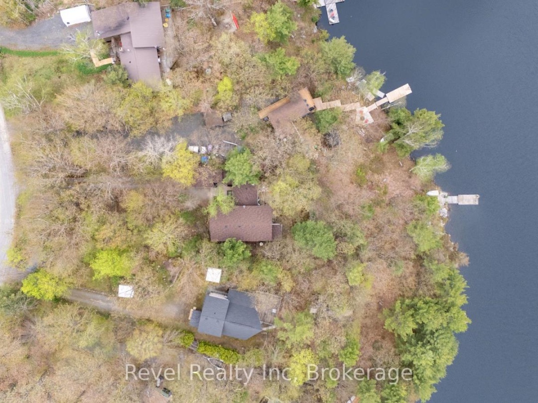 14 SWALLOW ROAD, Miller Lake