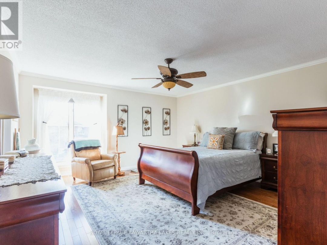 83 NAVIGATORS TRAIL, Kawartha Lakes (Bobcaygeon)