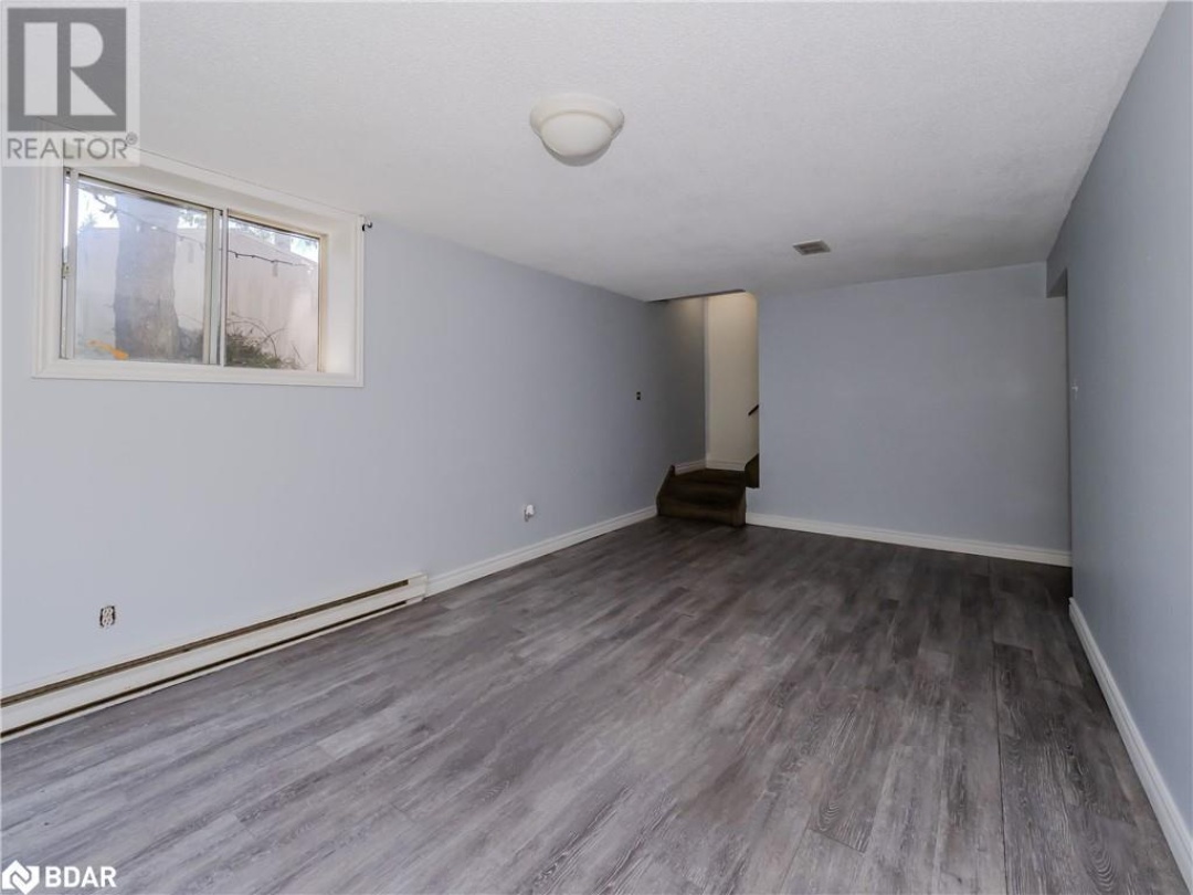 184 FERNWOOD Drive, Gravenhurst