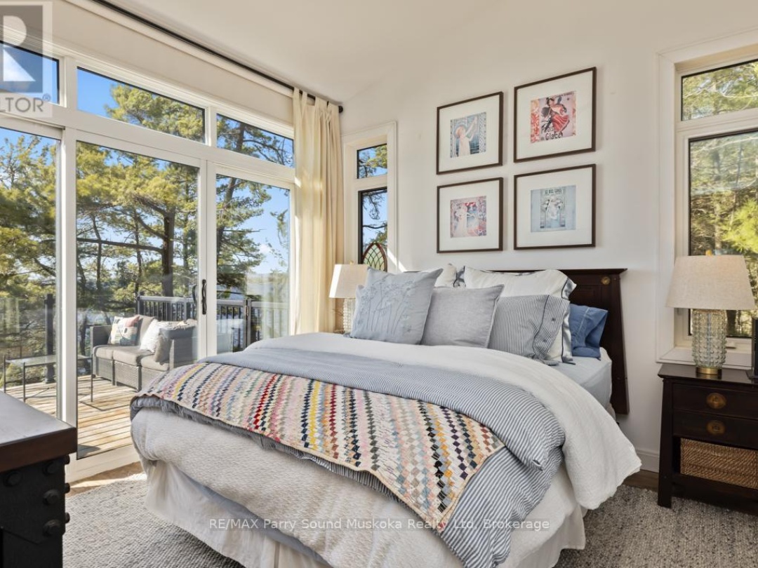 1201 GEEWADIN ROAD, Georgian Bay