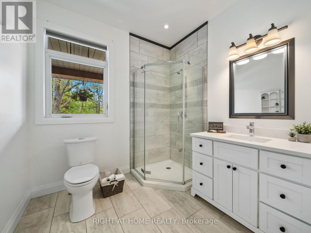 4008 Wainman Line, Severn (Bass Lake)
