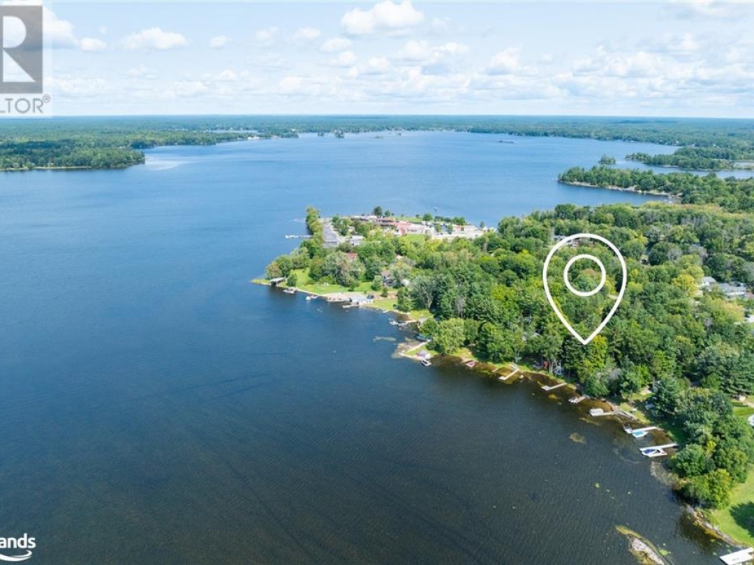 1658 Peninsula Point Road, Sparrow Lake