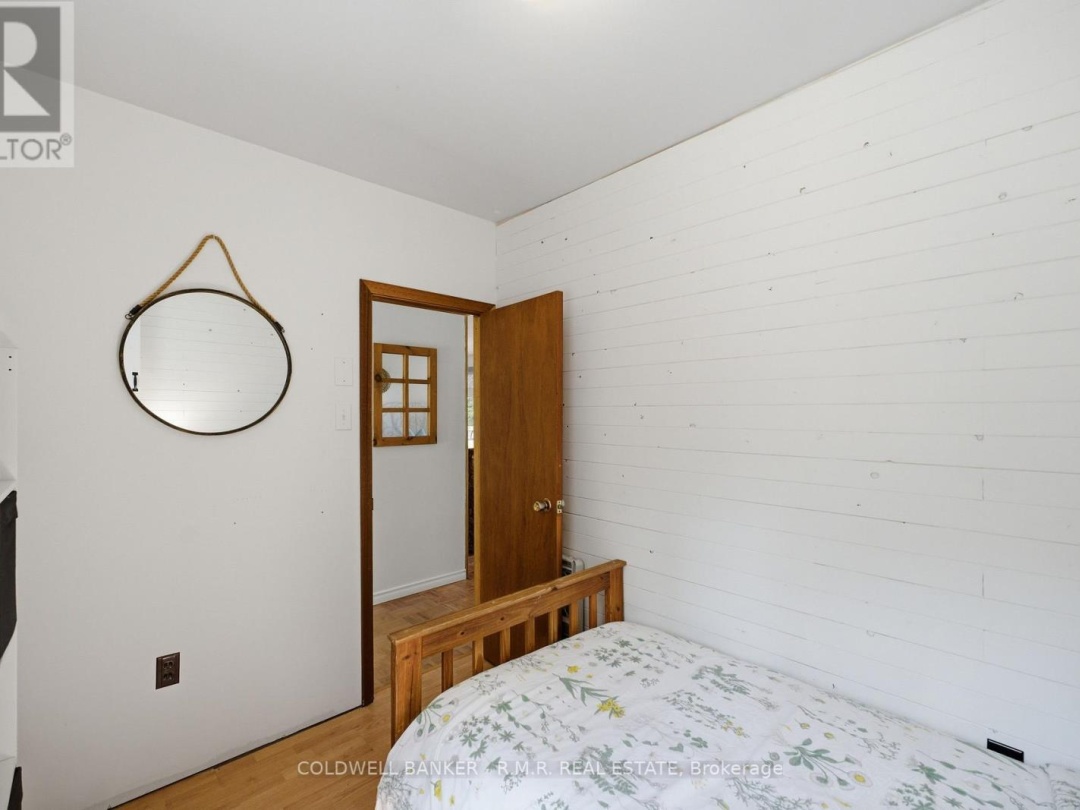 63 LITTLE SILVER LAKE WAY, Little Silver Lake