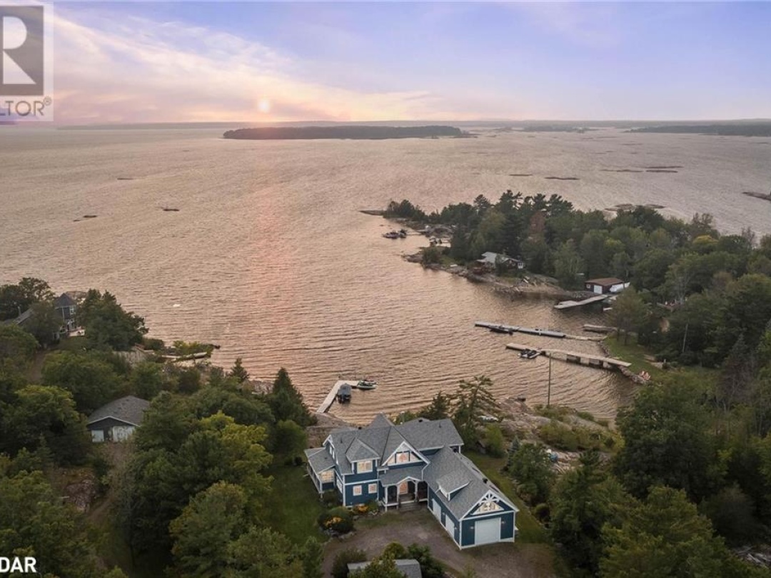 220 Kamenni Bay Road, Georgian Bay