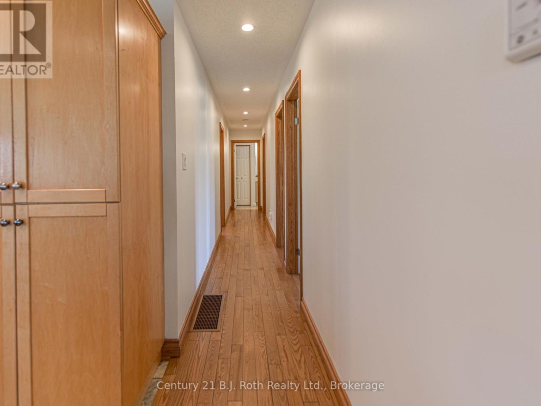 4086 Lawton Lane, Ramara (Atherley)