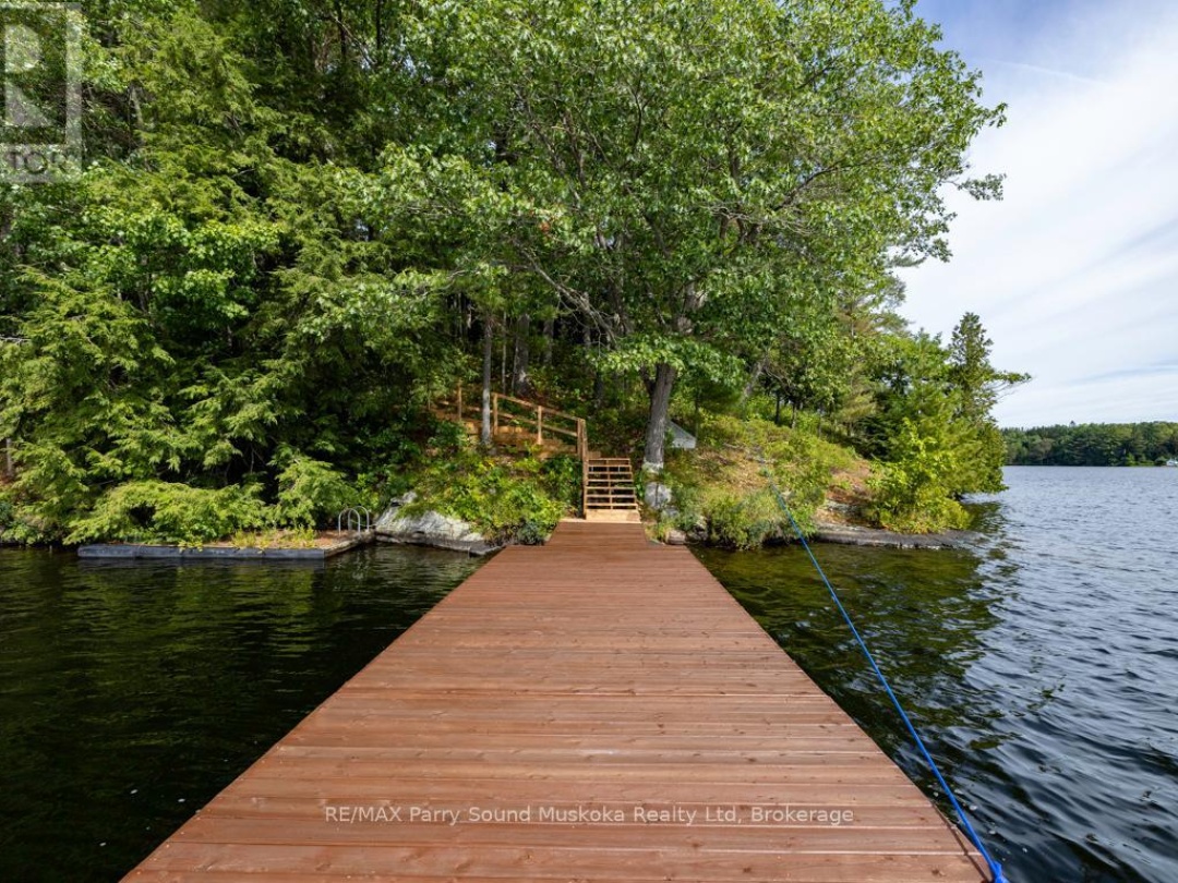 32A STERNER DRIVE, Otter Lake